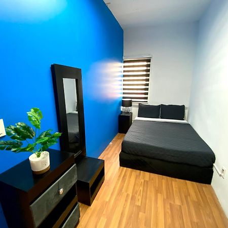 Roomies Hostel - World Trade Center メキシコシティ エクステリア 写真