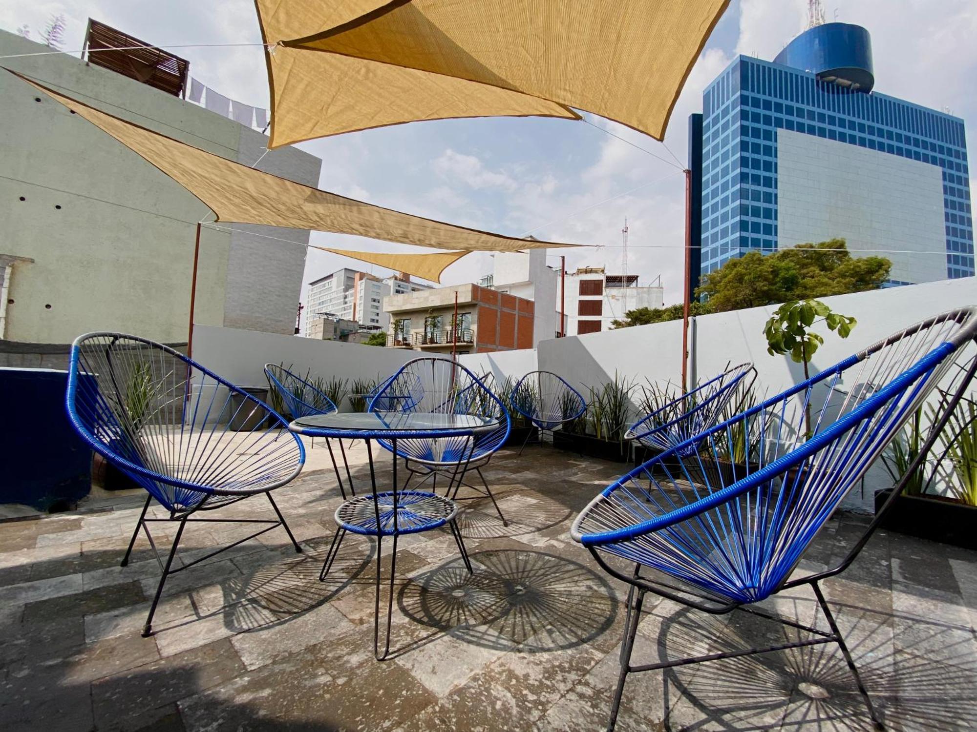 Roomies Hostel - World Trade Center メキシコシティ エクステリア 写真